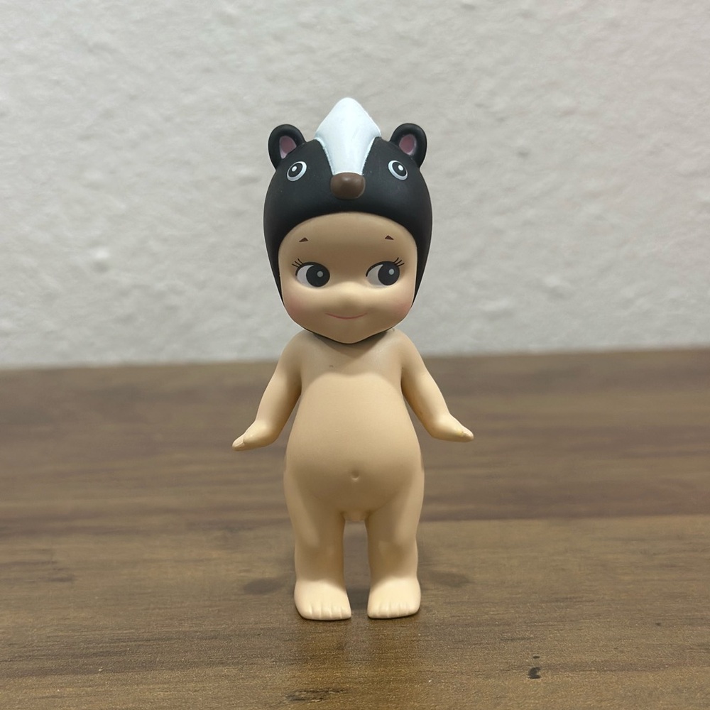 Sonny Angel Animal series 2 2023 skunk figure